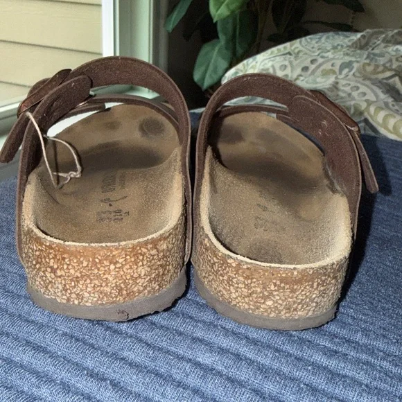 Birkenstock Arizona Kids Birkibuc - Mocha size 33 (USA 2) worn for one vacation - Picture 5 of 7